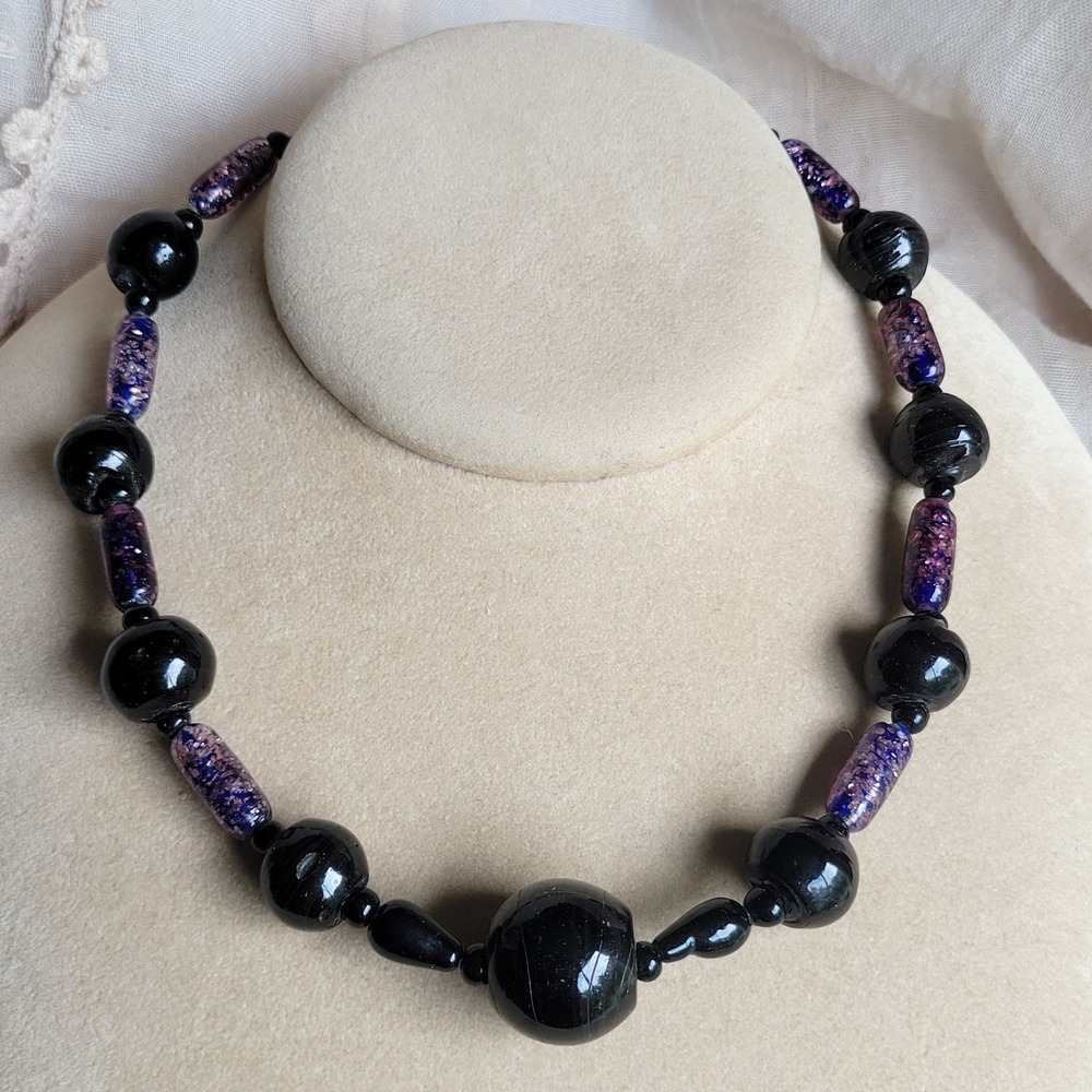Vintage‎ Art Glass Necklace OS Purple Black Foil Beads Brass Hook Clasp